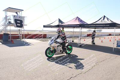 media/Nov-03-2025-Lets Ride (Mon) [[4d74c1c4d3]]/B Group/Grid/